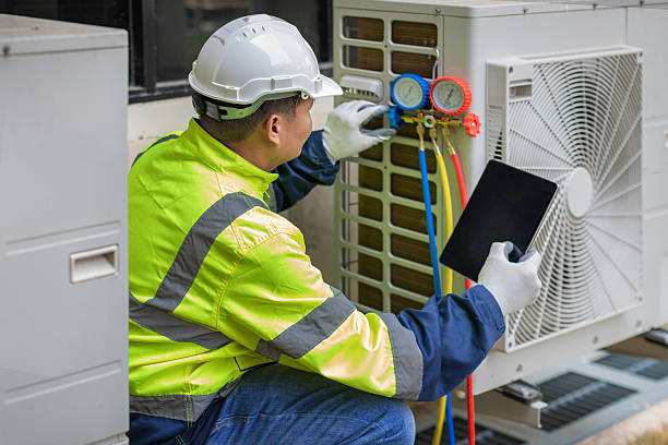 Professional Hvac technician working in Meridian, OK